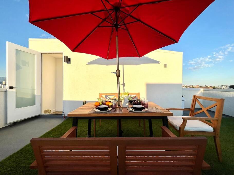 Luxury K-Town Dwelling With Private Rooftop Deck. Los Angeles Eksteriør bilde